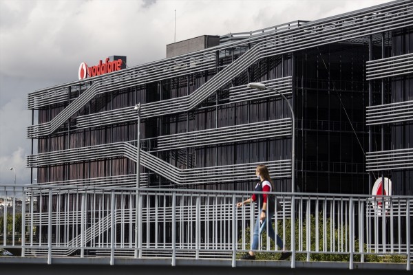 El fondo británico Zegona comunica a Competencia la compra de Vodafone España