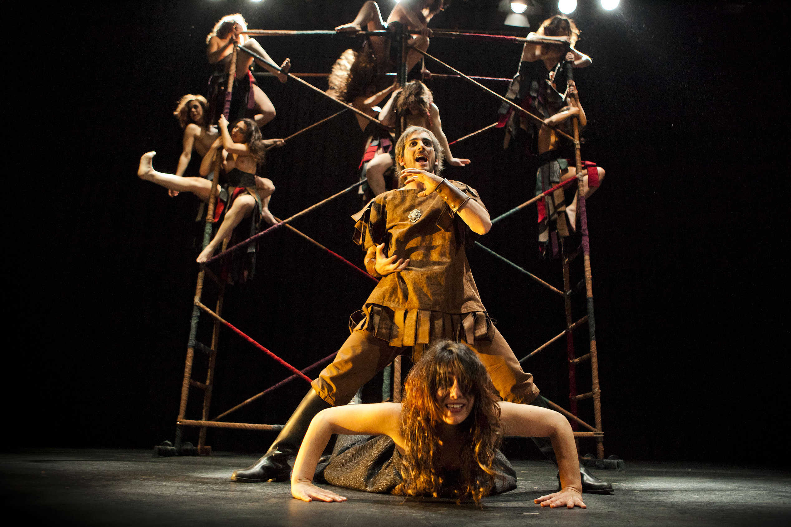 
Sagunt a Escena se conjuga en femenino 