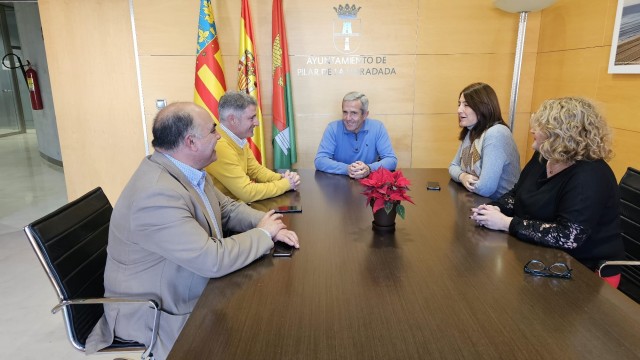 Orihuela y Pilar de la Horadada se unen para exigir más efectivos de la Guardia Civil en el litoral