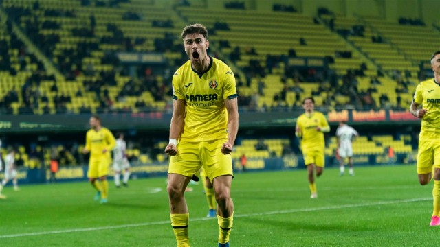 El Villarreal B visita al Espanyol obligado a mejorar como visitante para no caer en descenso