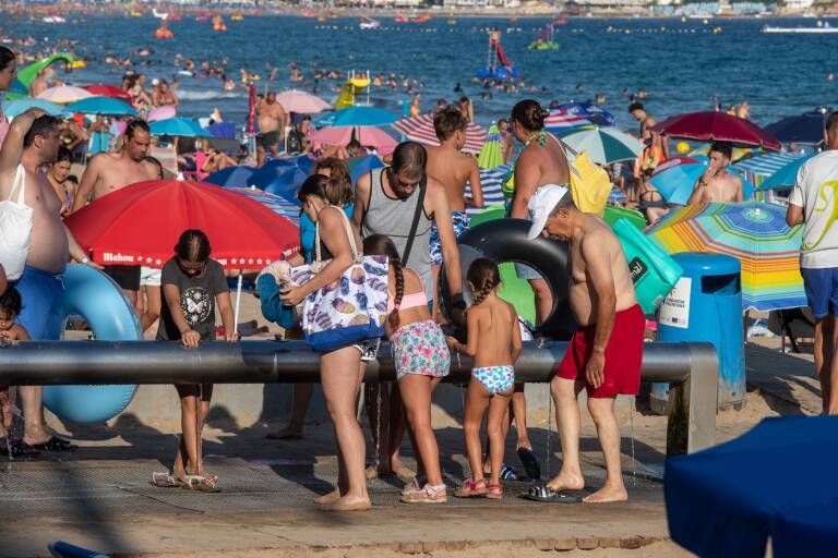 España supera en 2023 el récord de llegada de turistas con mas de 84 millones de visitantes