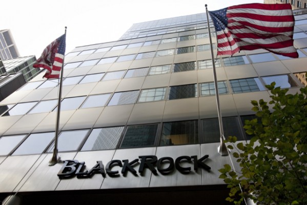 BlackRock gestiona uno de cada cuatro euros de las firmas extranjeras en España