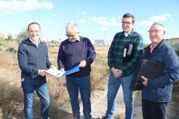 Quart de Poblet adecua un terreno de 4.000 m2 para una treintena de huertos urbanos