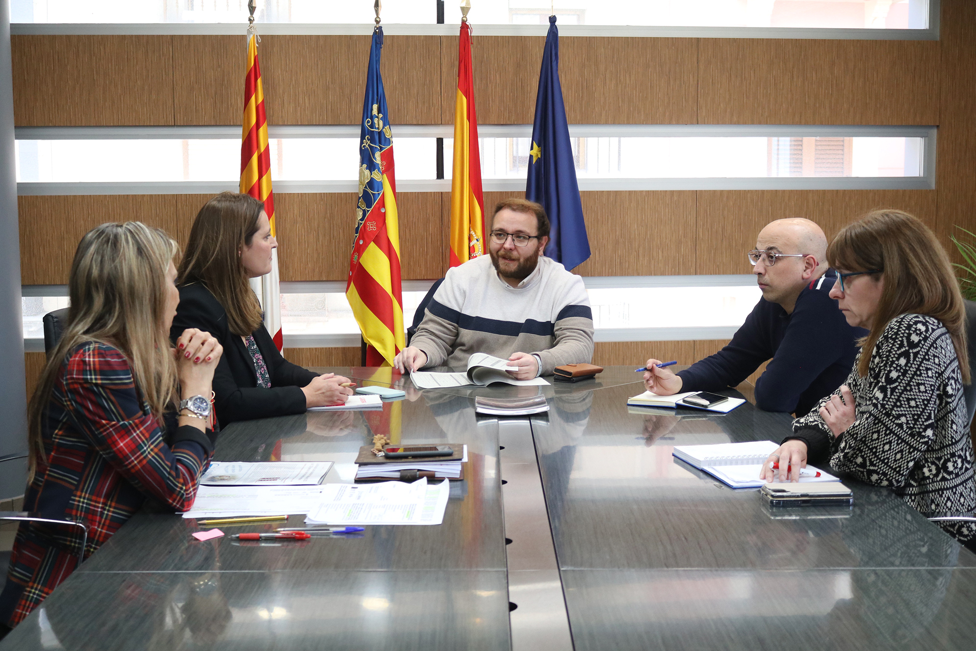 Onda y Labora trazan una hoja de ruta común para mejorar la oferta de formación laboral a los vecinos