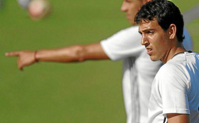 Dani Parejo sigue al margen del trabajo del grupo