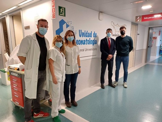 La UCI Neonatal del Santa Lucía prueba una aplicación móvil para mejorar la dosificación farmacológica
