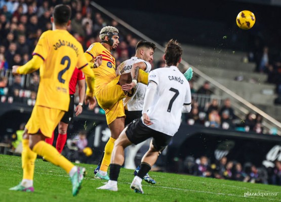 Los clubes de LaLiga lideran la generación de ingresos en el fútbol europeo y destacan a nivel deportivo en la Champions League

