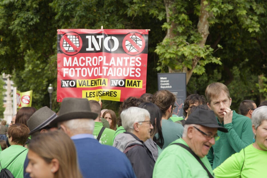 Plataformas ecologistas se manifestarán el día 20 contra las macroplantas: 