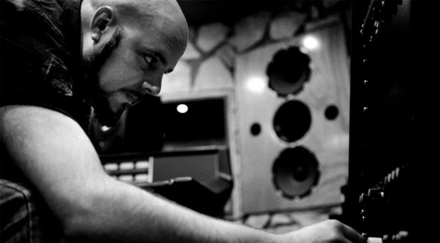 Manuel Tomás: 
“Decidí dedicarme a la producción musical cuando vi el making of del Black Album de Metallica”
