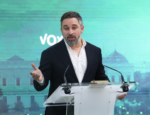 Abascal elige a Garriga como 'dos' y deja a Ortega Smith como vocal con vicepresidentes de las CCAA
