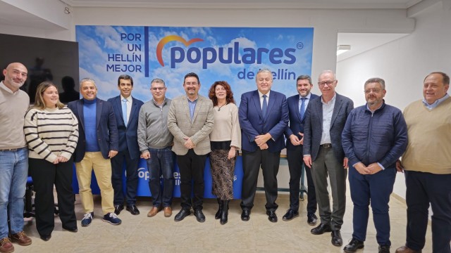 Frente común del PP murciano y albaceteño para exigir la reapertura de la línea de Cartagena, Murcia y Albacete