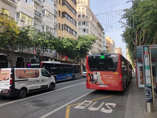 GTV ve anomalías en la inclusión de 4 millones en ayudas de la ZBE en el concurso del bus de Alicante