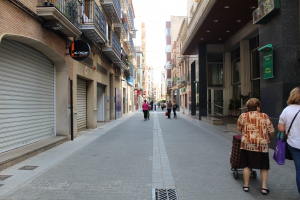 Nules treballa en la creació d'una associació del comerç local que englobe tot el municipi
