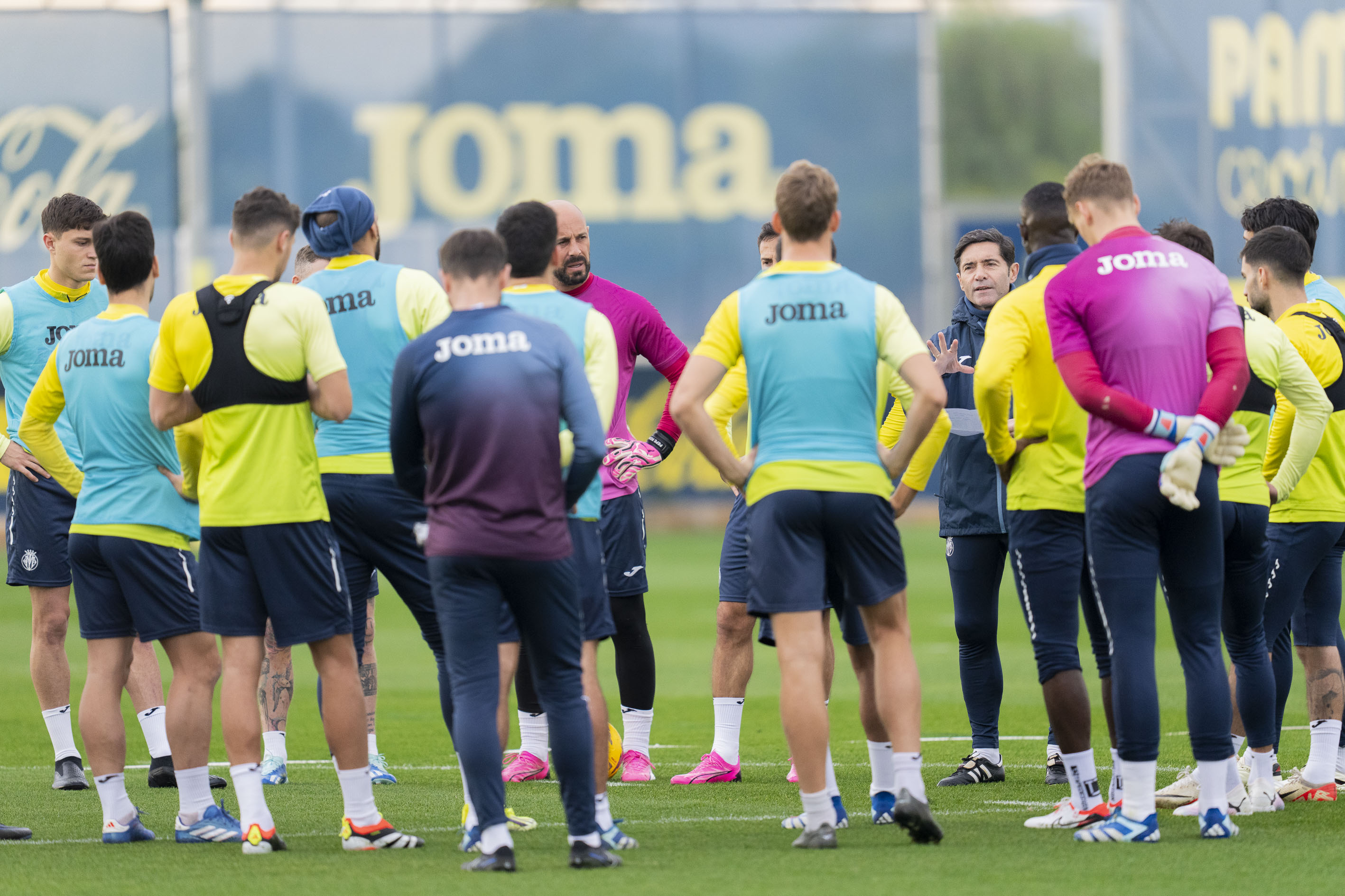 El Villarreal regresa a los entrenamientos sin nuevas bajas de cara al partido ante el Mallorca