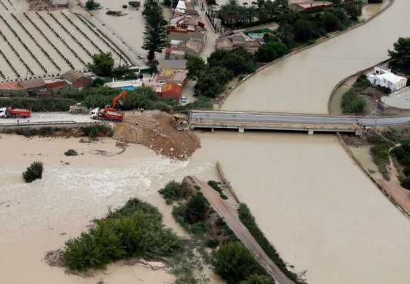 El pleno del Consell analiza un informe relativo a las ayudas a regantes para evitar inundaciones