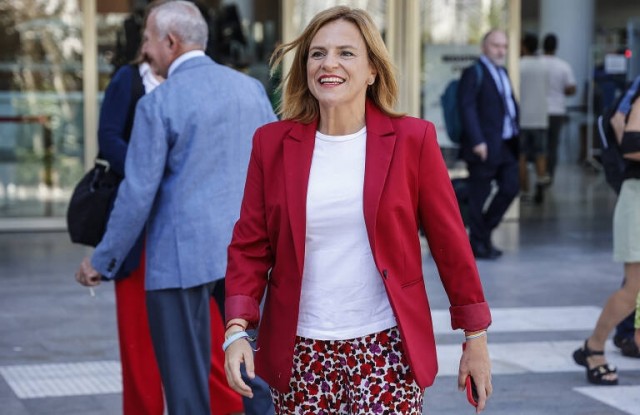 Bernabé se compromete a colaborar con el Ayuntamiento en Orriols en el ámbito social y policial