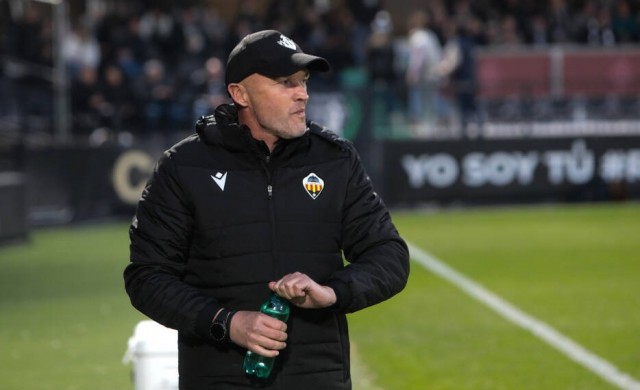 Schreuder lleva al Castellón a otra dimensión: 15 puntos más que hace un año en la primera vuelta