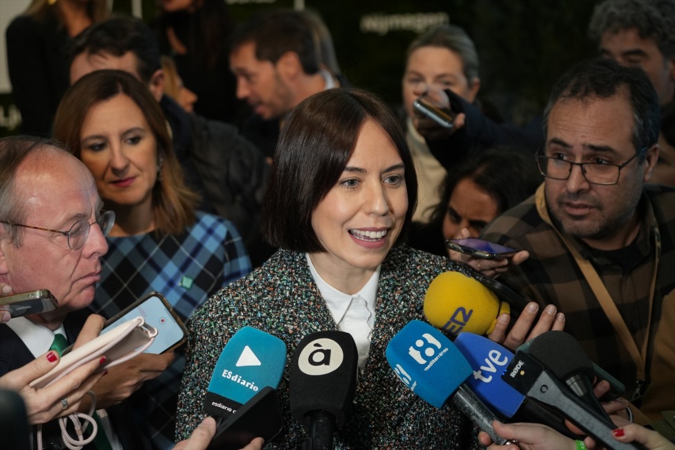 La ministra Diana Morante responde a los medios en una visita reciente a València. Foto: EP/Jorge Gil - 
