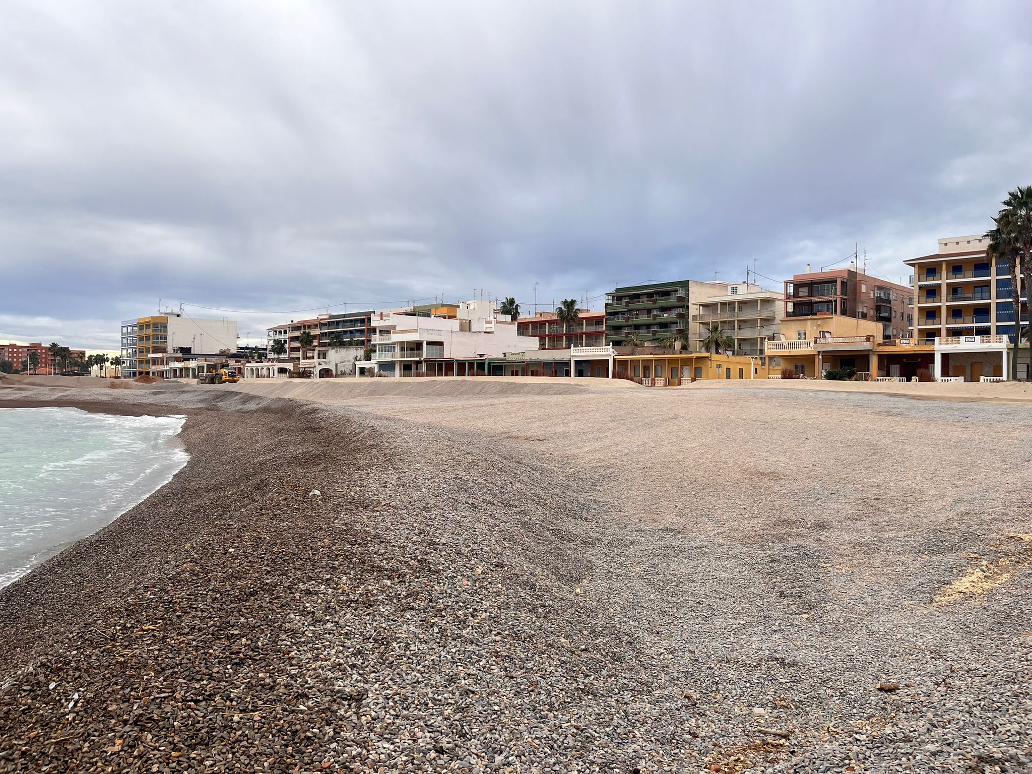 Costas prevé finalizar en febrero las actuaciones de regeneración de la playa de Nules