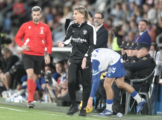 El Elche ya ha utilizado a treinta jugadores en la Liga
