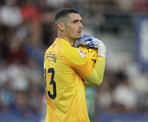 El Elche vuelve a utilizar tres porteros en un mismo curso liguero cinco temporadas después

