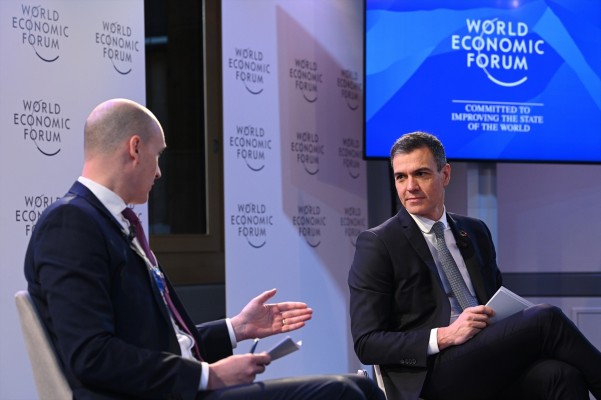 Pedro Sánchez, Nadia Calviño y los pesos pesados del Ibex 35, en el foro económico de Davos 2024