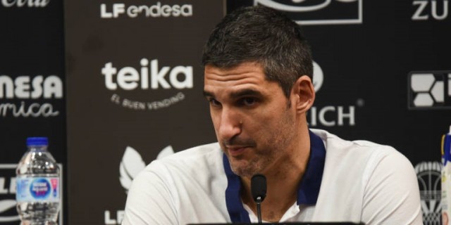 Rubén Burgos: 