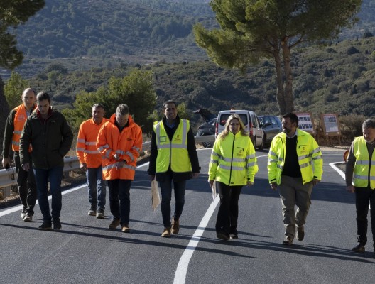La Diputación refuerza la seguridad en la red viaria del interior con la mejora de la carretera CV-169

