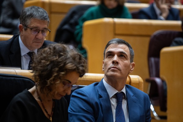 Con el espantajo de la ultraderecha no basta
