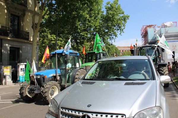 La Unió llevará el malestar del campo valenciano al Ministerio con una tractorada el 21 de febrero