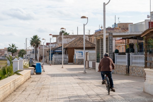 Antelo exige al Gobierno central que reconsidere la delimitación de la ribera del mar en Los Nietos
