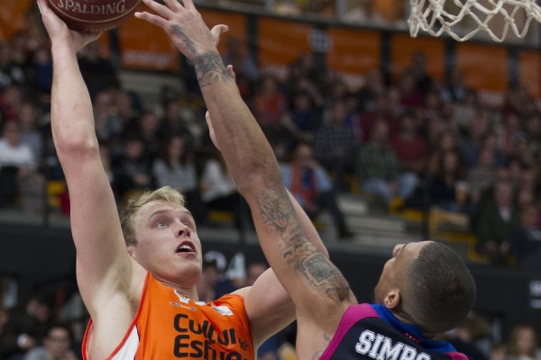 Movistar Estudiantes, rival del Valencia Basket en la presentación 