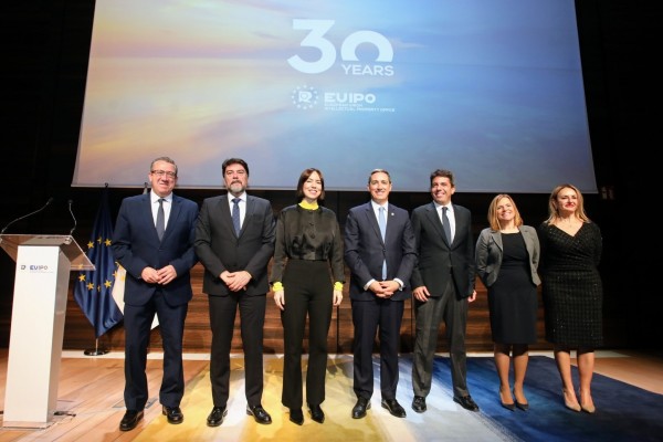 Barcala resalta la contribución de la Euipo 