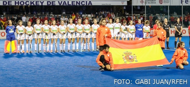 El Preolímpico de hockey cobra vida en Valencia