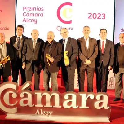 El Taller de Piñero, Farmacia El Campanar, Panespol e Industrias Seguí, premios Cámara de Alcoy 2024