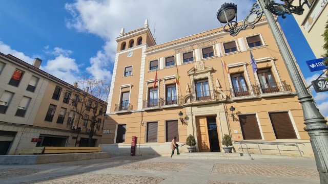 Elda oferta el 100% de sus vacantes tras publicar en diciembre la Oferta de Empleo Público de 2023
