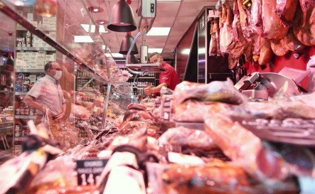 La inflación general en España cerró 2023 en el 3,1% y la subyacente en el 3,8%
