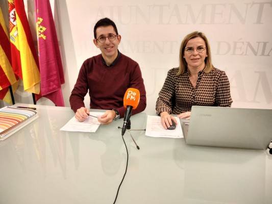 El nuevo contrato de playas de Dénia incluye la construcción de una planta de tratamiento de la posidonia