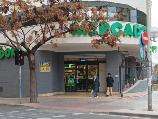 Mercadona sigue en reformas: remodela su tienda de La Condomina en Alicante con nuevos servicios