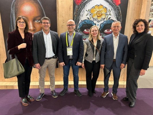 La Diputación anuncia ayudas para la proyección exterior del textil en las comarcas valencianas