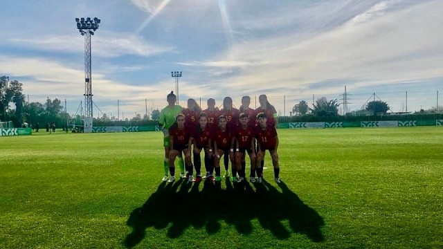 España se impone a Alemania con el Europeo en el horizonte