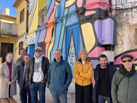 Compromís lanza acciones en Les Corts, Diputación y ayuntamientos para evitar 