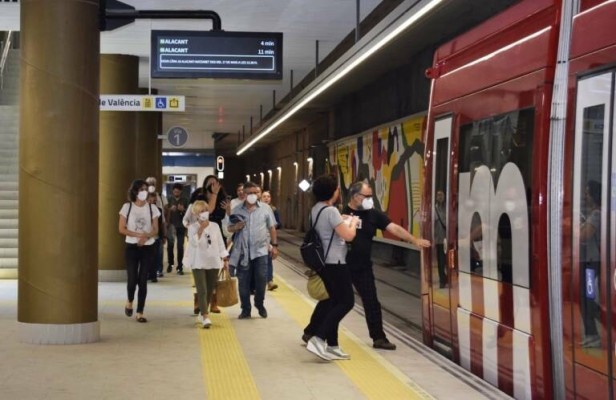 El Gobierno subvencionará el 30% del transporte aunque las CCAA no aporten su 20% restante