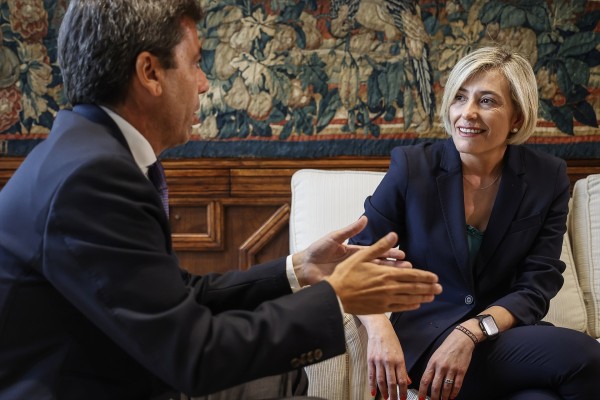 Mazón suprime una de sus direcciones generales vacantes y le da un cargo nuevo a Vox en el Consell