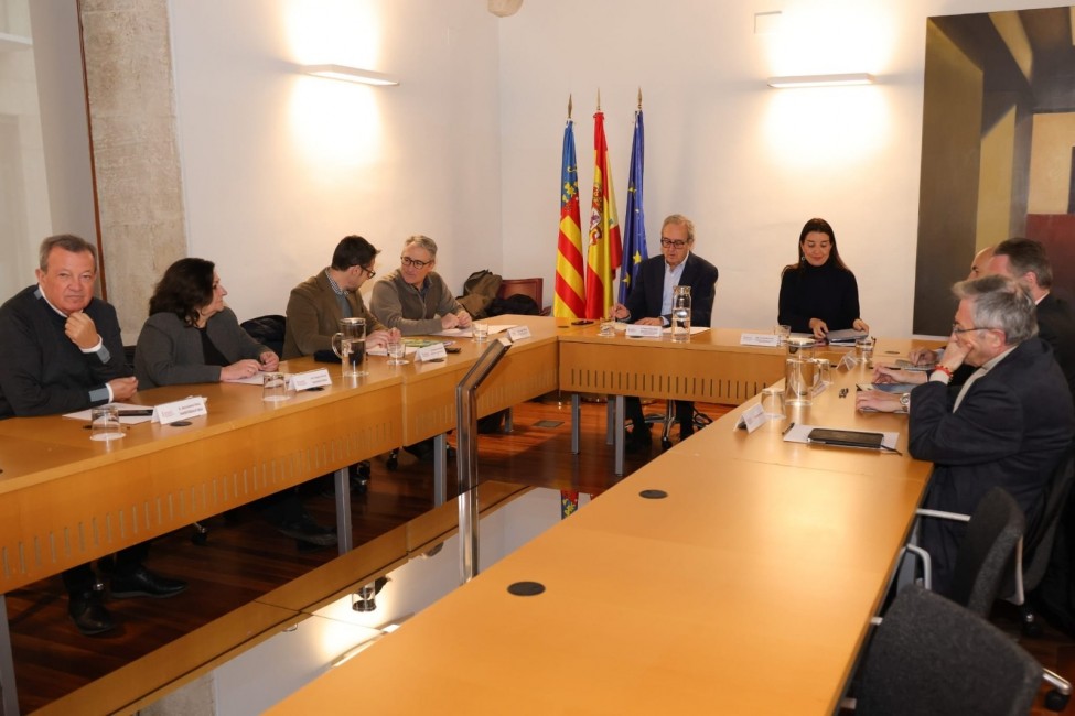 Reunión de la consellera de Hacienda con los expertos en financiación en diciembre. Foto: GVA - 