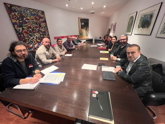 El PSOE propone la producción de plásticos sostenibles en Sabic para garantizar su futuro en Cartagena