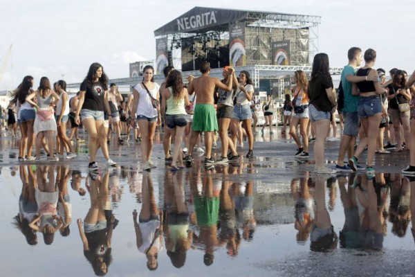 
El Arenal Sound cerrará su última noche con actuaciones de Steve Aoki, Izal y La Gran Pegatina

