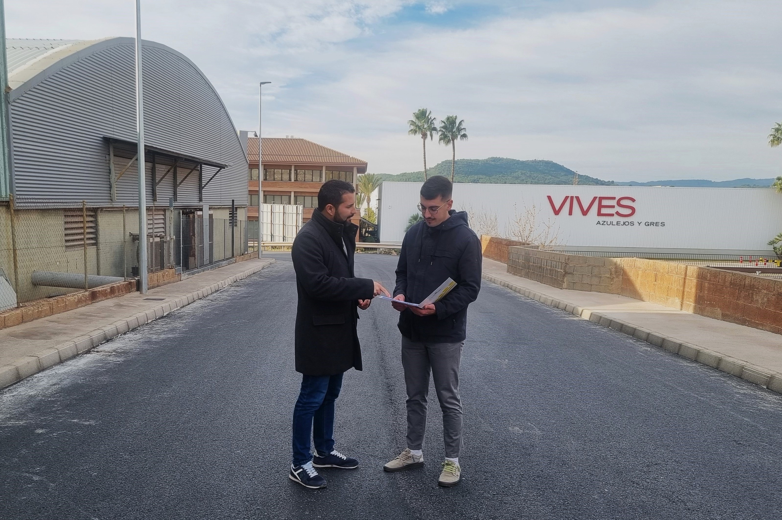L'Alcora ejecuta tres nuevos proyectos de mejora y modernización de servicios en su área industrial