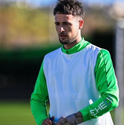 El Elche prepara la visita a Tenerife sin Bigas, Josan y Fidel, con Manu Nieto y esperando a Dituro
