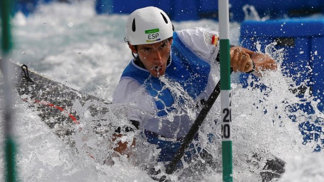 Ander Elosegui, en semifinales de C-1 con la octava mejor marca